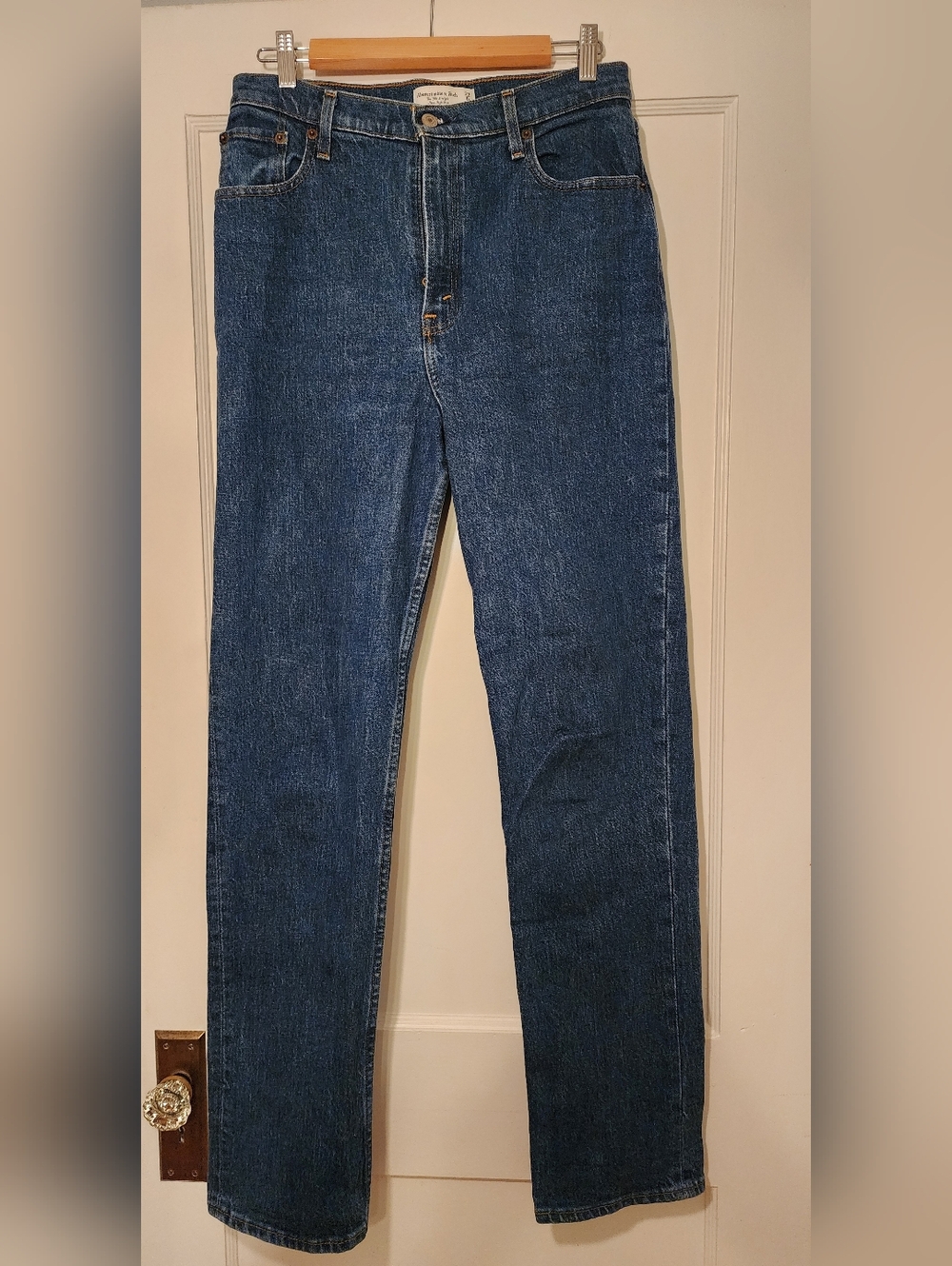 TALL & CURVE LOVE A&F 90's Straight Ultra High Rise Dark Wash